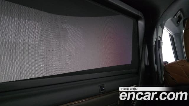 Toyota Alphard 2025 — Photo 14/44