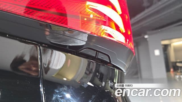 Toyota Alphard 2025 — Photo 38/44