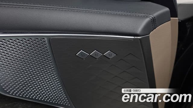 Kia K8 2021 — Photo 9/40