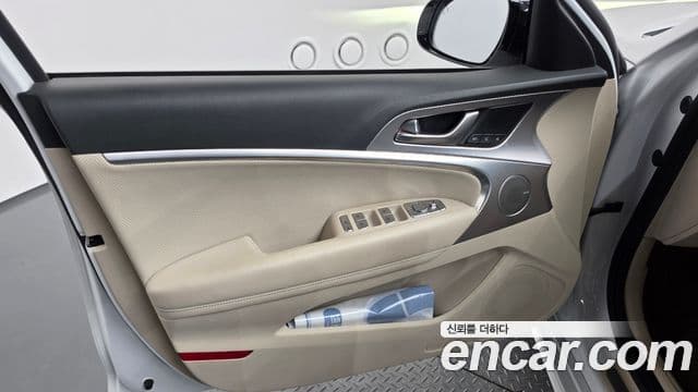 Genesis G70 2021 — ფოტო 7/34