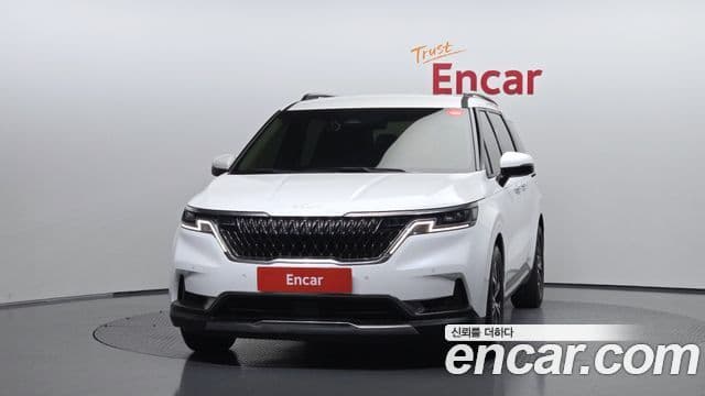 Kia Carnival 2022 — Фото 3/20