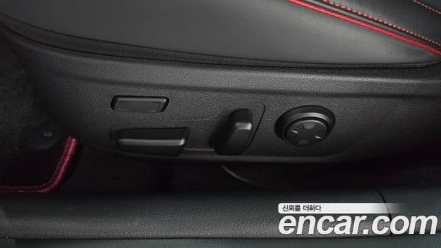 Kia Stinger Meister 2022 — Photo 33/37