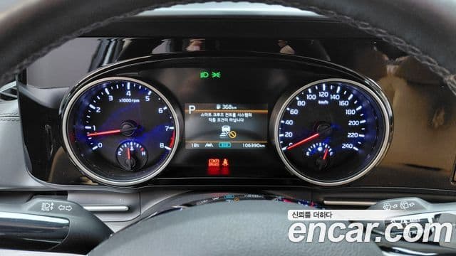 Kia Carnival 2023 — Фото 8/20