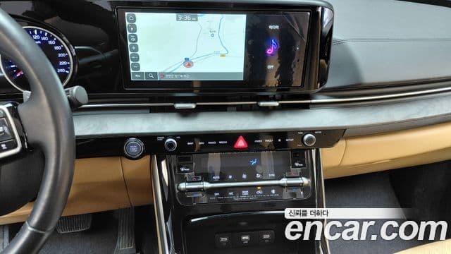 Kia Carnival 2023 — Фото 13/20