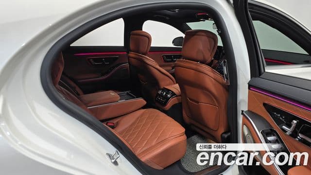 Mercedes-Benz S-Class 2022 — Фото 11/20