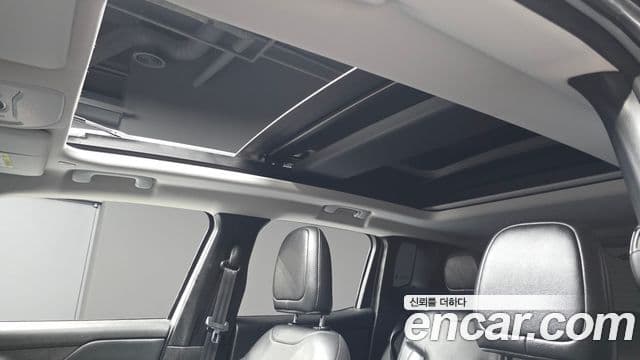 Jeep Renegade 2021 — Фото 17/20