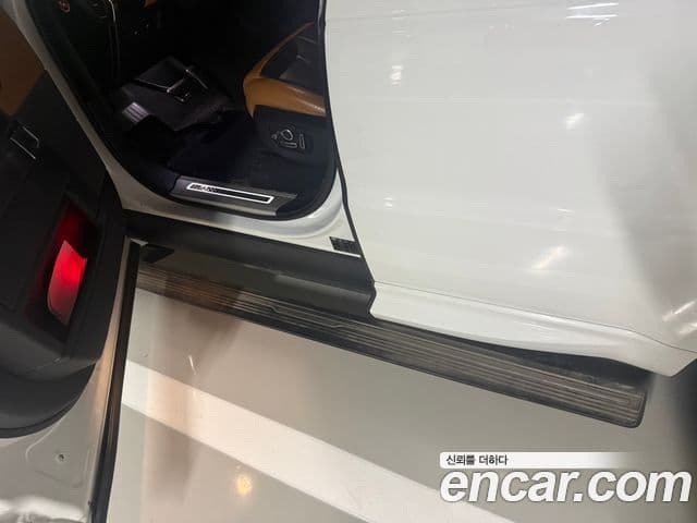 Land Rover Range Rover Sport 2018 — ფოტო 2/7