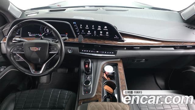Cadillac Escalade 2021 — Photo 10/20