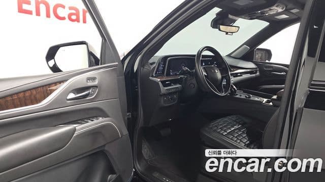 Cadillac Escalade 2021 — Photo 4/20