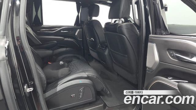 Cadillac Escalade 2021 — Photo 16/20