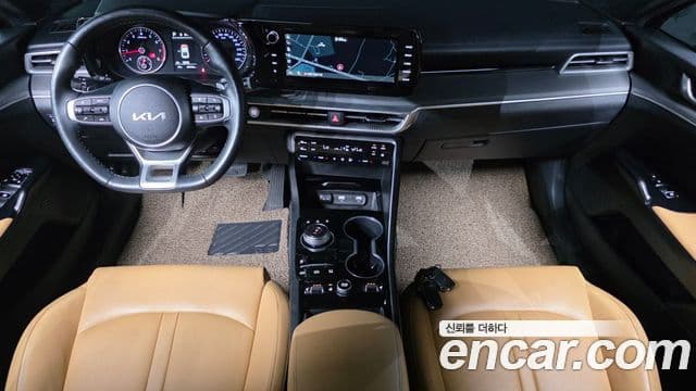 Kia K5 2023 — Photo 18/20