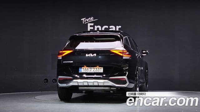 Kia Sportage 2023 — Фото 4/20