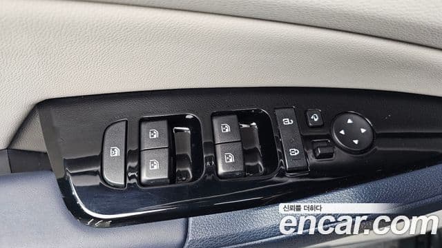 Kia Sportage 2023 — Фото 13/20