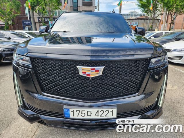 Cadillac Escalade 2023 — Photo 7/15