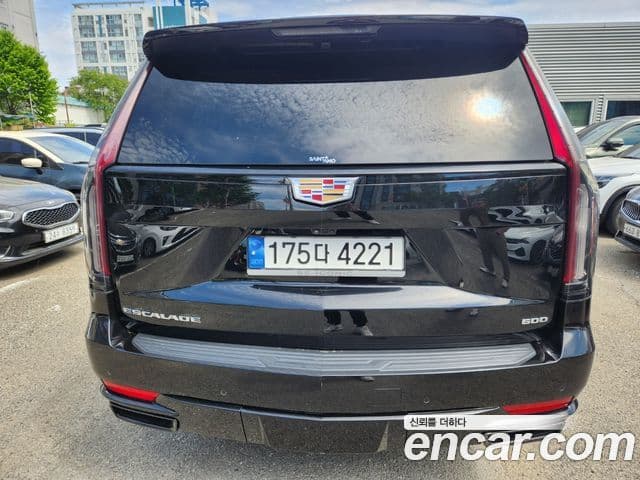 Cadillac Escalade 2023 — Photo 5/15