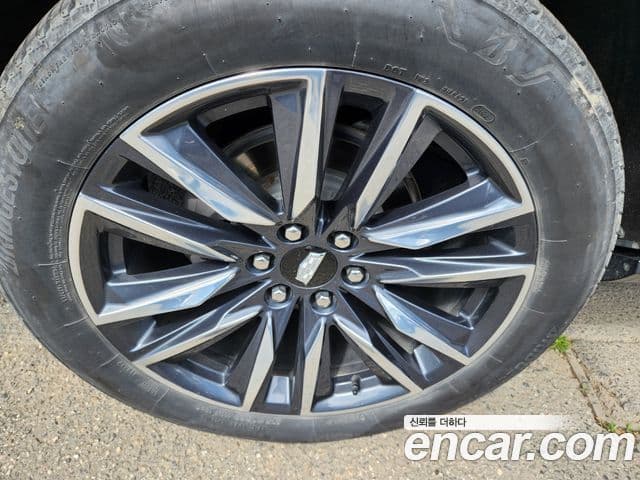 Cadillac Escalade 2023 — Photo 3/15