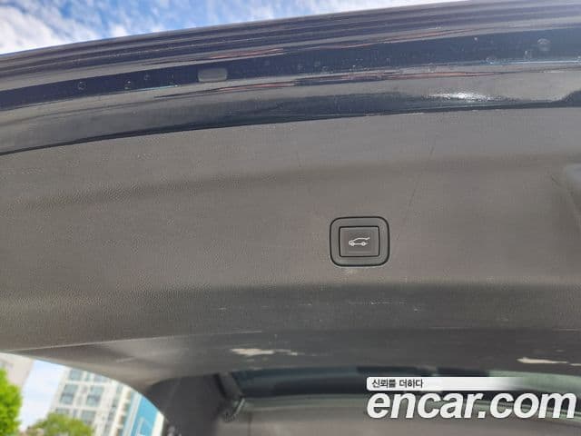 Cadillac Escalade 2023 — Photo 4/15
