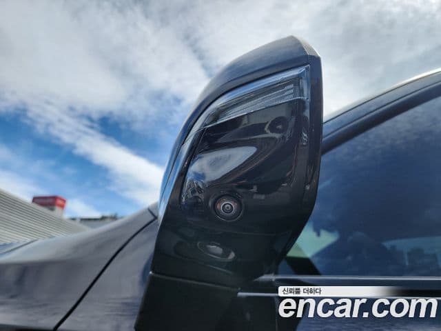 Cadillac Escalade 2023 — Photo 9/15