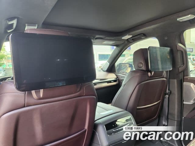 Cadillac Escalade 2023 — Photo 11/15