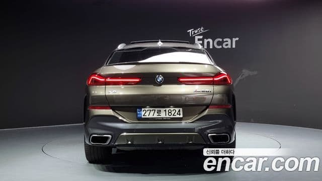 BMW X6 2021 — Photo 14/20