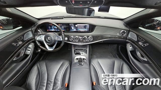 Mercedes-Benz S-Class 2019 — Photo 1/20