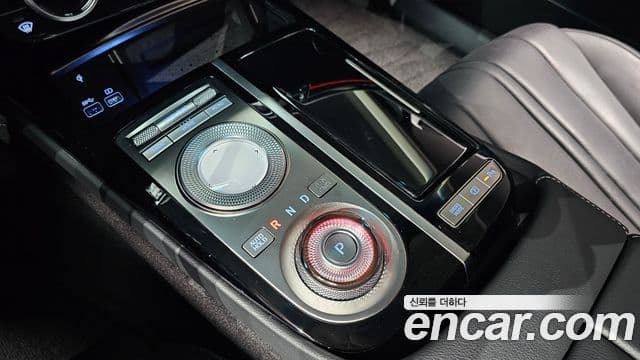 Genesis Electrified G80 2022 — Şəkil 9/20