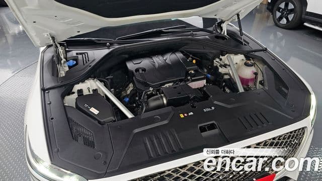 Genesis GV70 2021 — ფოტო 5/20