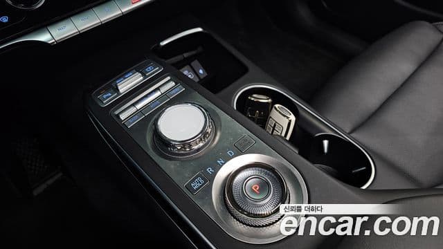 Genesis GV70 2021 — ფოტო 6/20