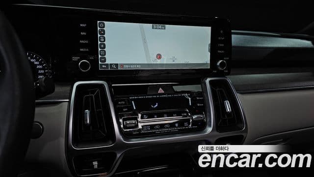 Kia Sorento 2023 — Şəkil 10/20