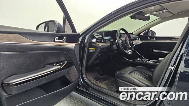 Kia K5 2020 — Photo 17/20
