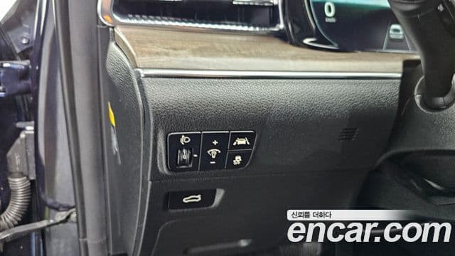 Kia K5 2020 — Photo 2/20