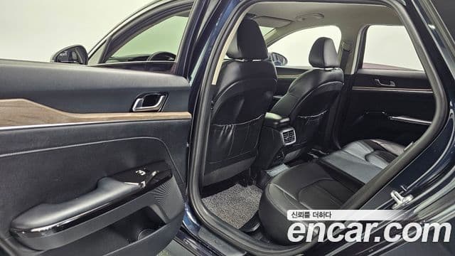 Kia K5 2020 — Photo 16/20