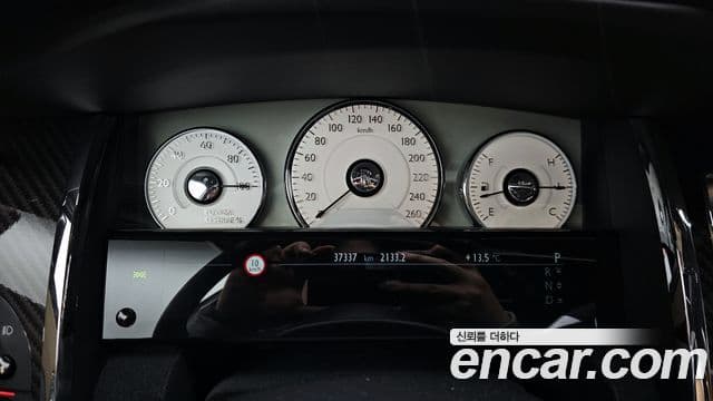 Rolls-Royce Ghost 2019 — Şəkil 8/20