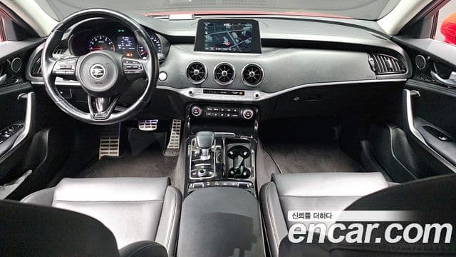 Kia Stinger 2019 — Photo 13/20