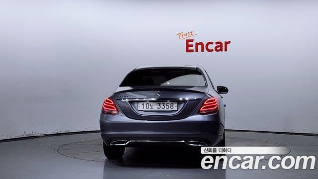 Mercedes-Benz C-Class 2018 — Şəkil 4/20