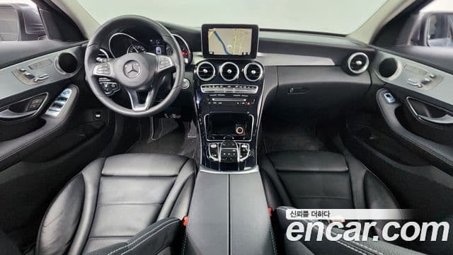 Mercedes-Benz C-Class 2018 — Şəkil 7/20