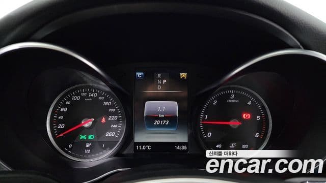 Mercedes-Benz C-Class 2018 — Şəkil 8/20