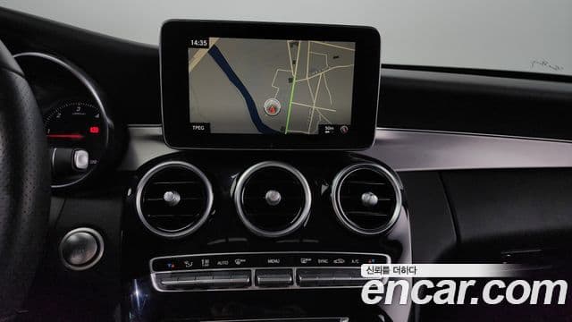 Mercedes-Benz C-Class 2018 — Şəkil 15/20