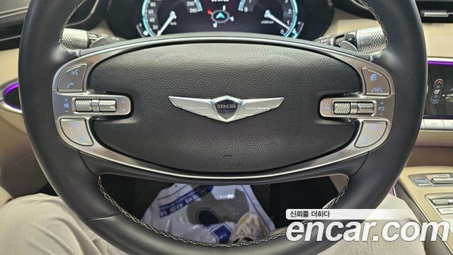 Genesis GV70 2020 — Şəkil 13/20