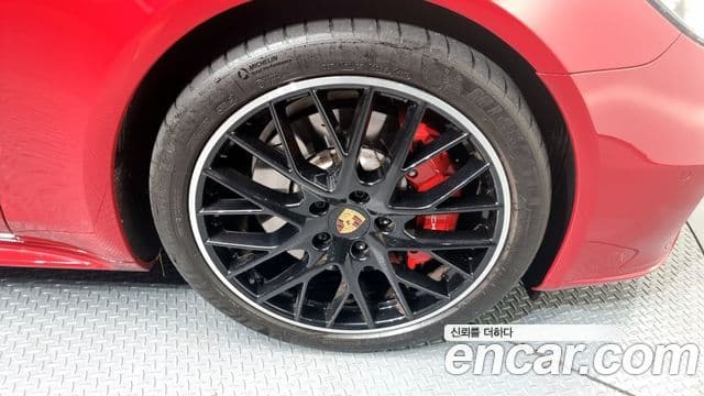 Porsche Panamera 2020 — Photo 18/20