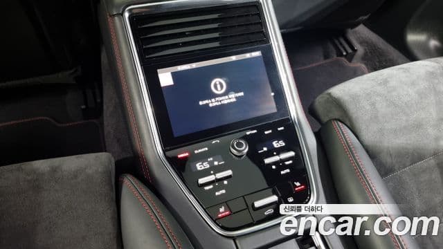 Porsche Panamera 2020 — Photo 14/20