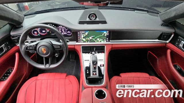 Porsche Panamera 2023 — Şəkil 10/20