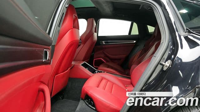 Porsche Panamera 2023 — Şəkil 12/20