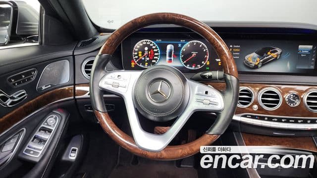 Mercedes-Benz S-Class 2018 — ფოტო 13/20