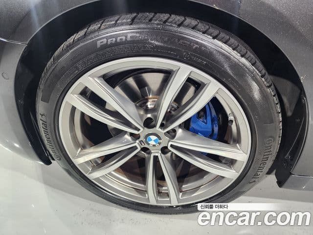 BMW 5 Series 2020 — Şəkil 18/20
