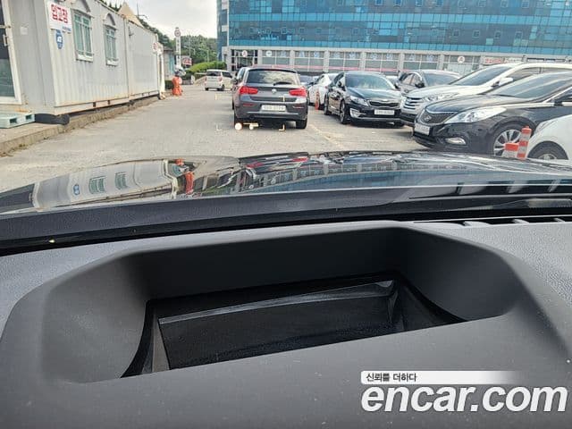 BMW 5 Series 2020 — фото 19 из 20