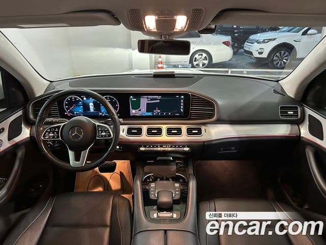 Mercedes-Benz GLE-Class 2019 — Şəkil 18/20