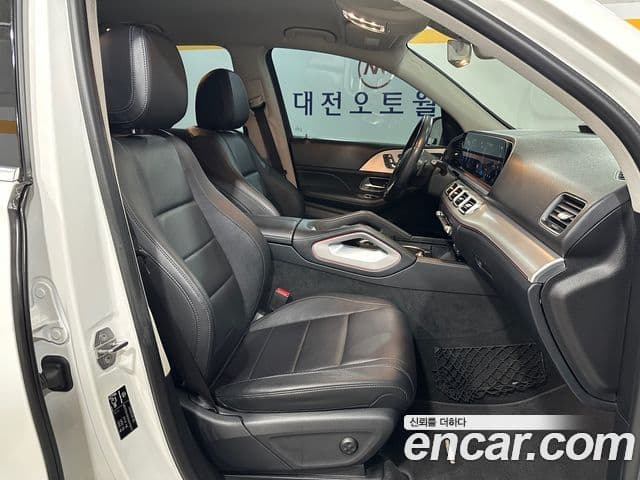 Mercedes-Benz GLE-Class 2019 — Şəkil 10/20