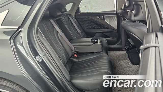Kia K8 2024 — фото 12 из 20