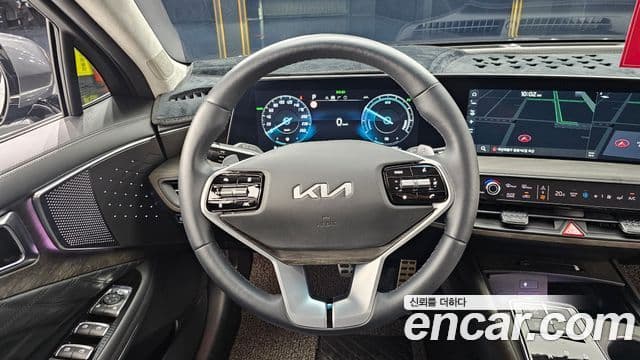Kia K8 2024 — фото 13 из 20